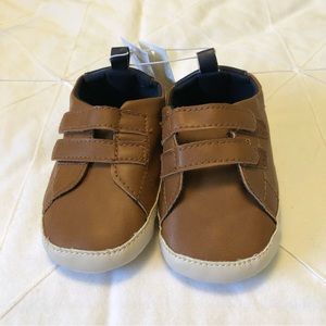 Old Navy Soft-Soled Baby Shoes